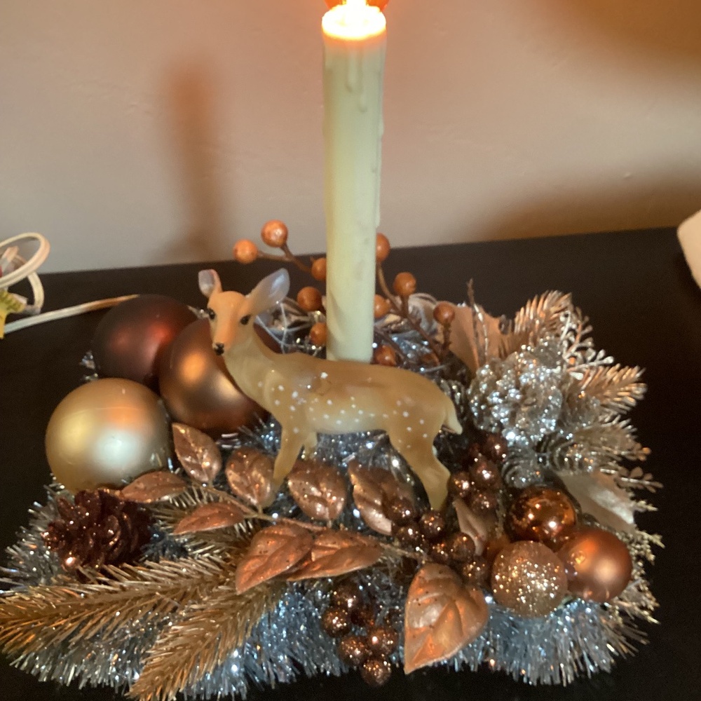 Vintage Electric Light Candolier Christmas Candle. Decorated with Vtg Deer